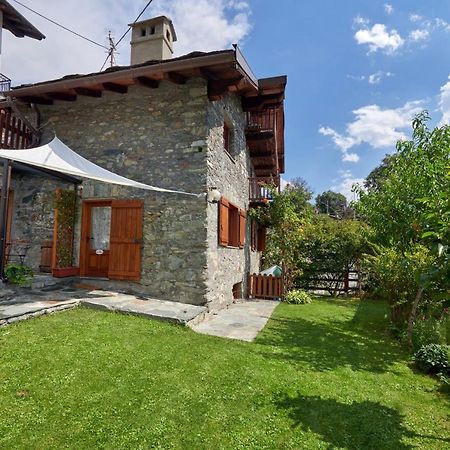 Le Rosier B&B E Appartamento Saint-Vincent Esterno foto
