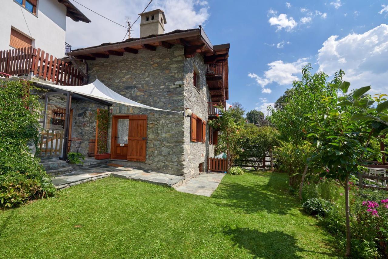 Le Rosier B&B E Appartamento Saint-Vincent Esterno foto