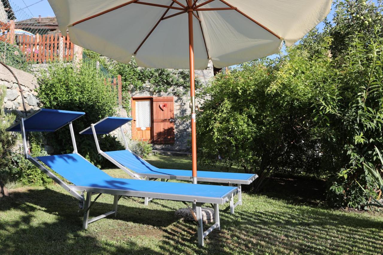 Le Rosier B&B E Appartamento Saint-Vincent Esterno foto