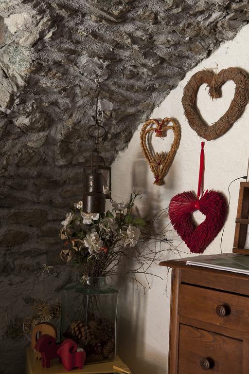 Le Rosier B&B E Appartamento Saint-Vincent Esterno foto