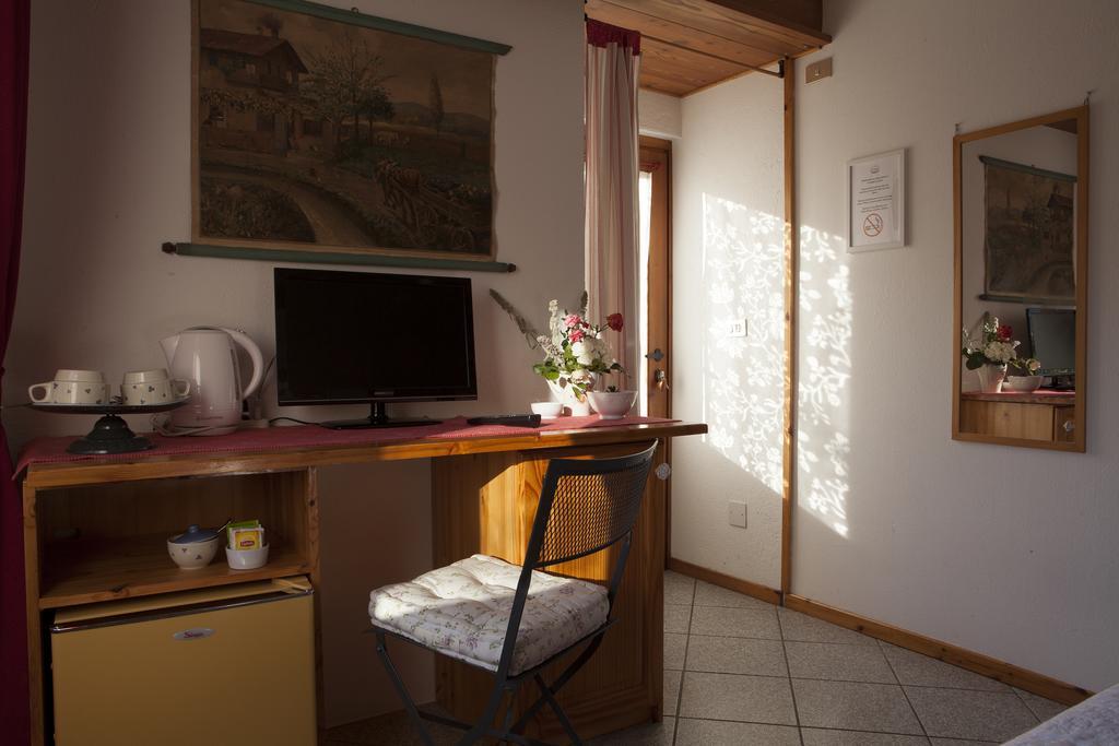 Le Rosier B&B E Appartamento Saint-Vincent Esterno foto