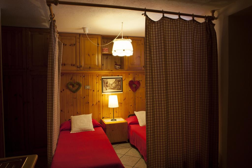 Le Rosier B&B E Appartamento Saint-Vincent Esterno foto