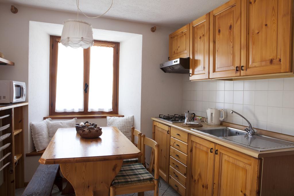 Le Rosier B&B E Appartamento Saint-Vincent Esterno foto
