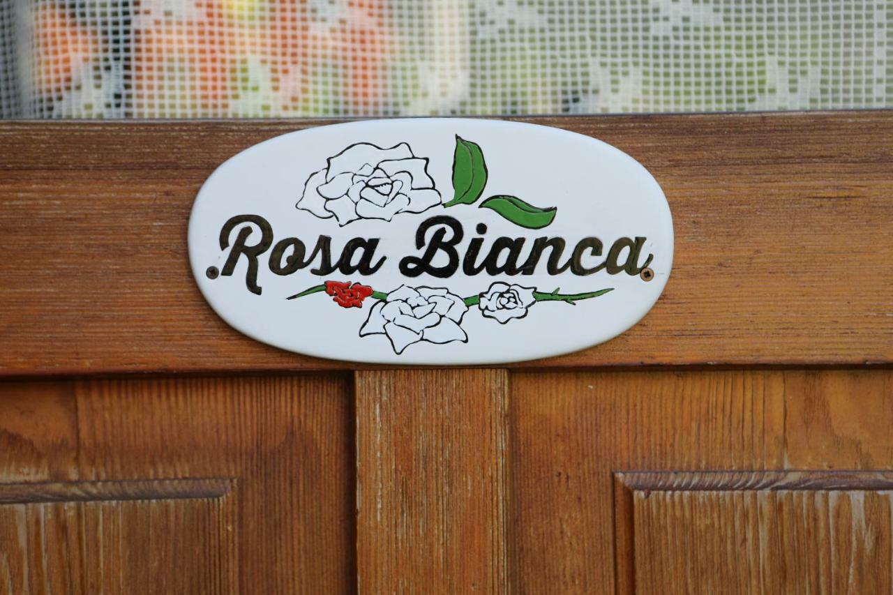Le Rosier B&B E Appartamento Saint-Vincent Esterno foto